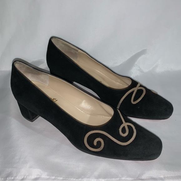 vintage CHRISTIAN LOUBOUTIN size 39.5 black suede block heel PUMPS - Picture 1 of 11